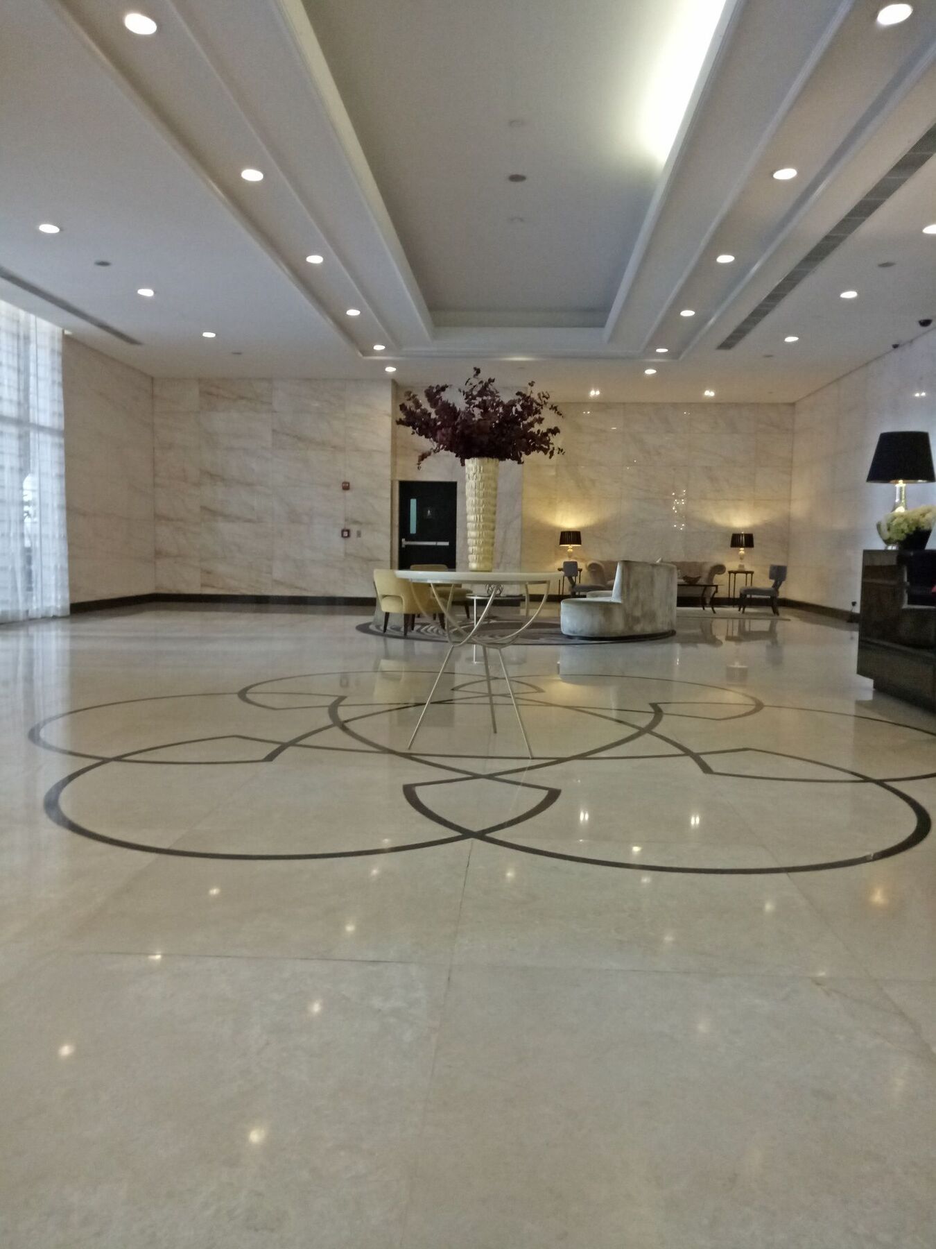 Venice Mckinley Hill Taguig Bgc Exterior photo